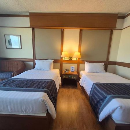 Cholchan Pattaya Beach Resort - Sha Extra Plus Екстериор снимка